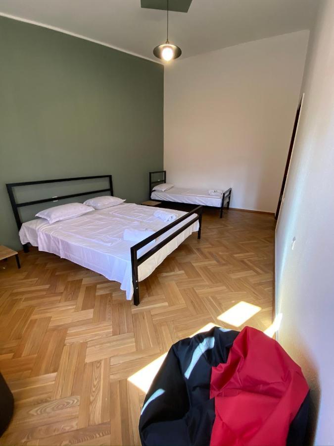 Red Door Apartman Tbiliszi Kültér fotó
