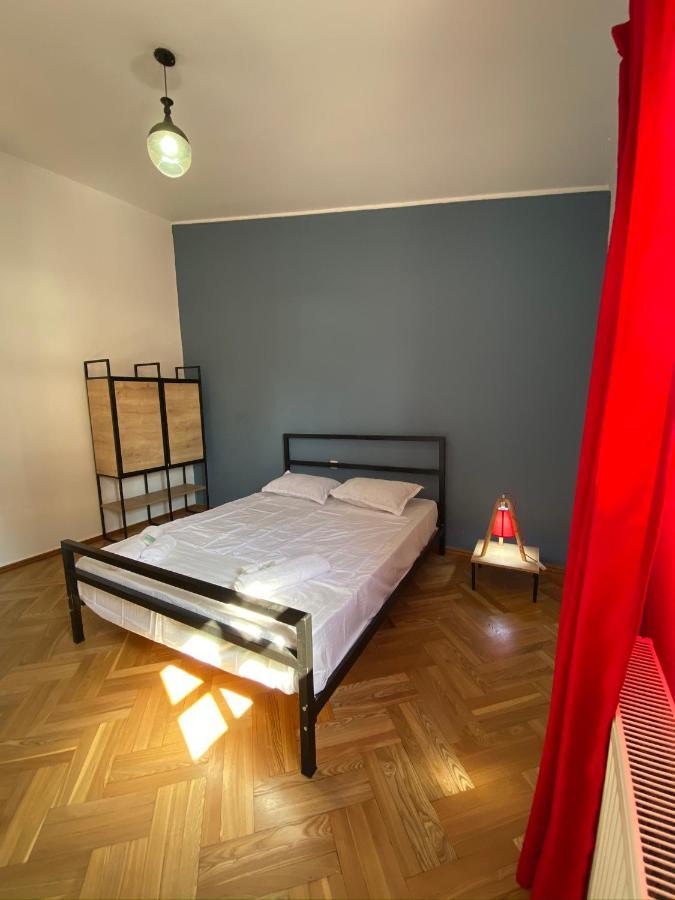 Red Door Apartman Tbiliszi Kültér fotó