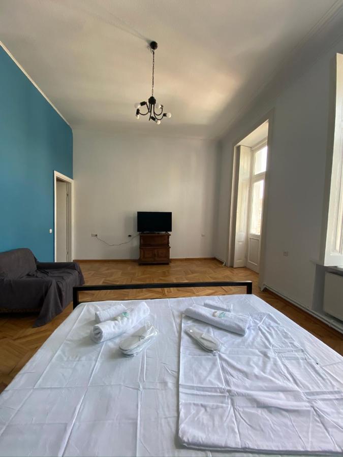 Red Door Apartman Tbiliszi Kültér fotó